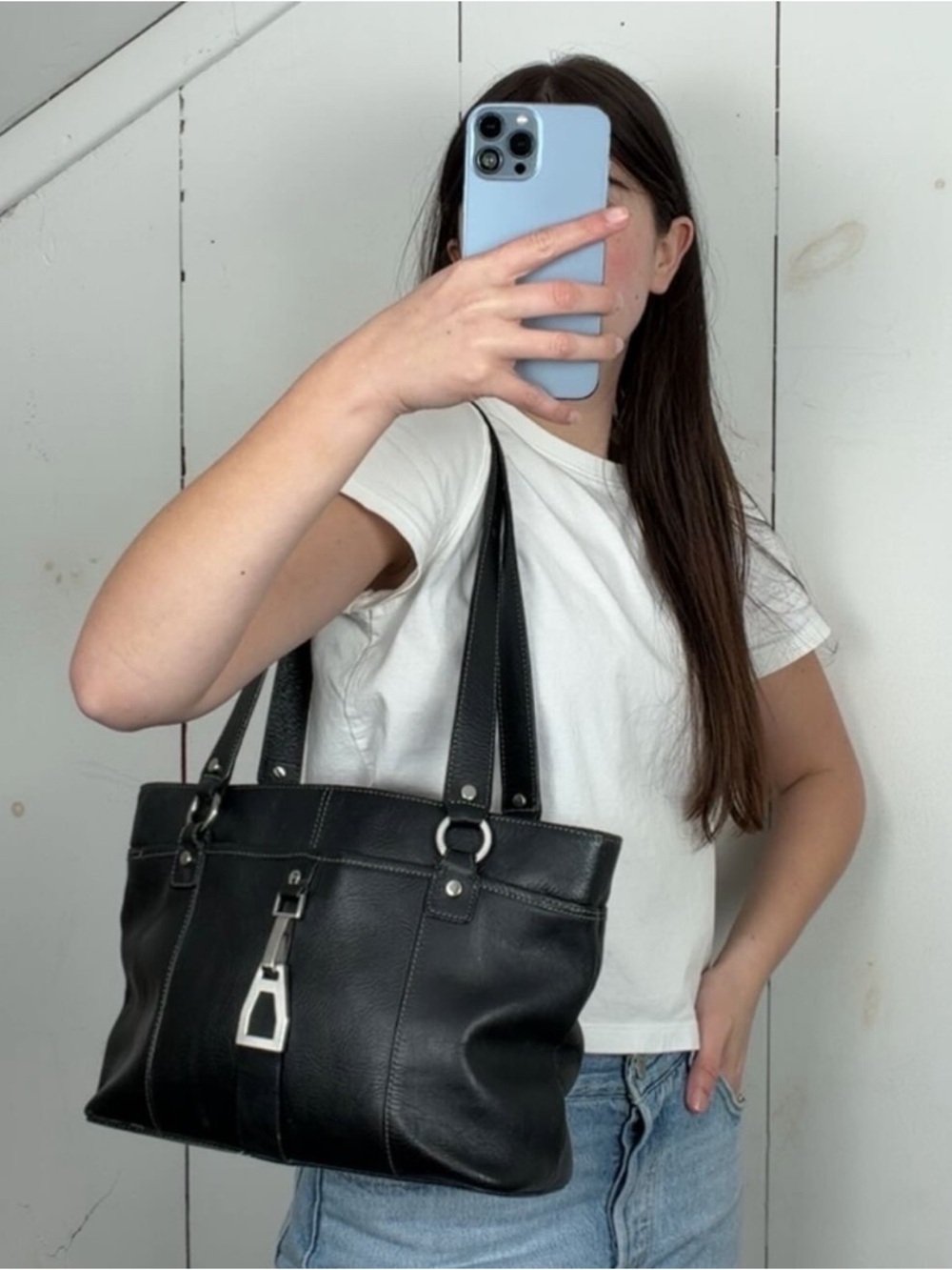 Vintage Etienne Aigner Leather Shoulder Bag Zip Close Multi Compartments 90s Y2K